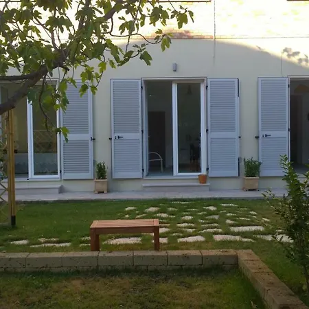 Le Pecore Di Terracotta Pésaro