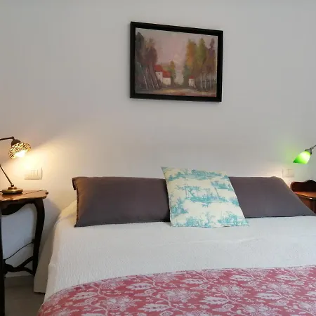 Le Pecore Di Terracotta * Pesaro